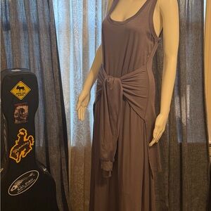 Elegant Sleeveless Gray Maxi Dress